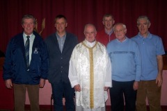 Annual-mass-2007-Monsignor-OCallaghan-appreciation-gift-3